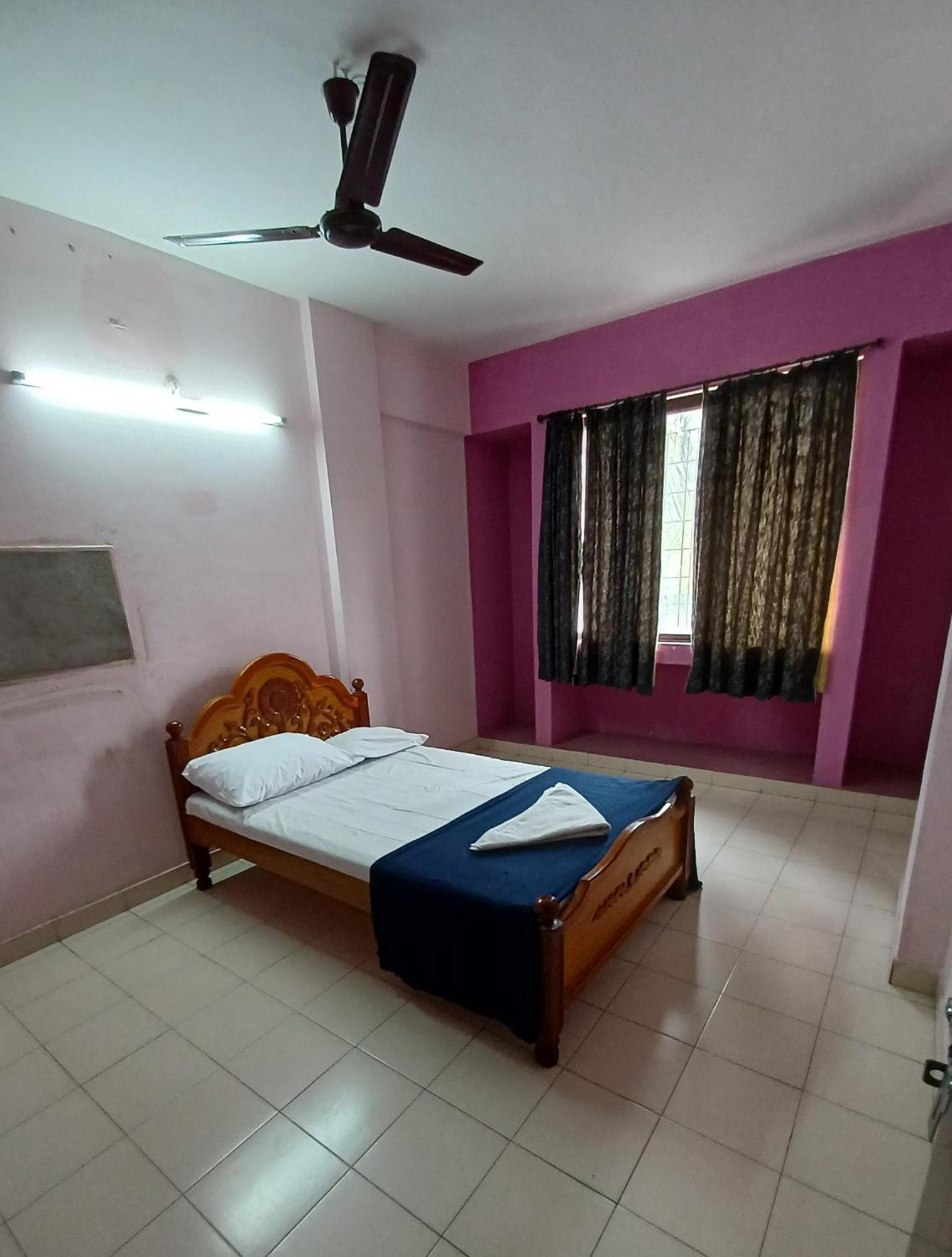 Haritha Apartments, Helpful Staff, Near Bus & Railway Station, Geyser, Tv, Best Priced Family-Only Apartments In Tirupati, Big Families, Groups Welcome Exterior photo